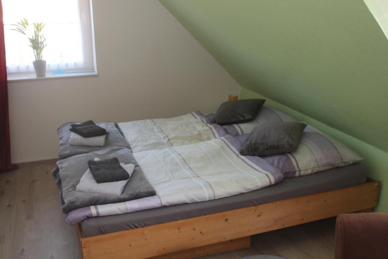 Moewennest Im Umland Hamburgs Apartment เฮนชเตดท์-อุลซ์บวร์ก ภายนอก รูปภาพ